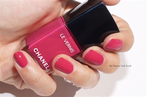 chanel le top coat vs le gel coat|Chanel camellia gel coat.